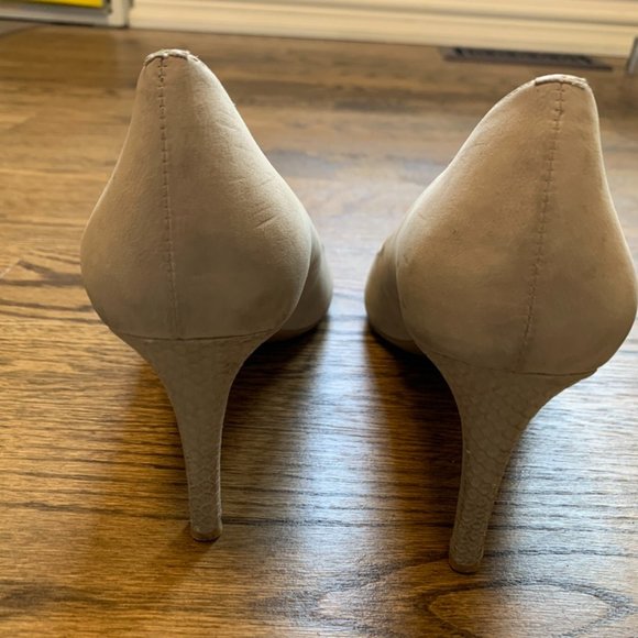 Calvin Kleing Tan Suede shoe Nalene - size 8.5M - Picture 4 of 4